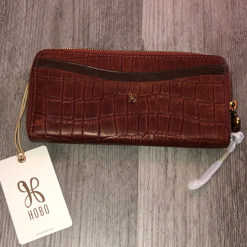Hobo Max Large Zip Around Leather Wallet Embossed Croc Color Brandy NWT
